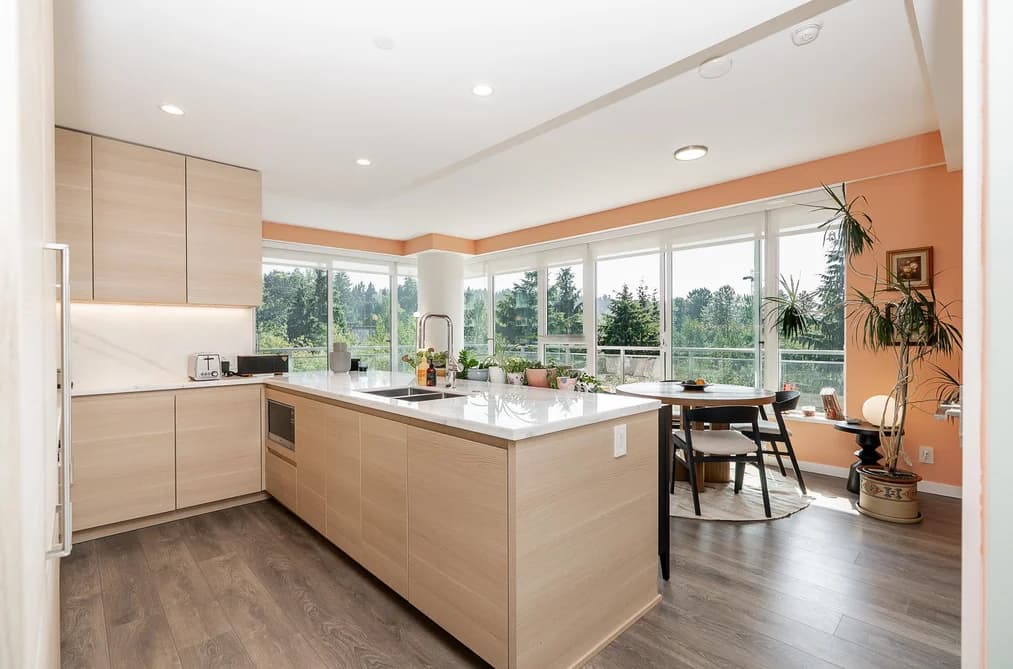 707 305 MORRISSEY ROAD, Port Moody, BC — Residential for Sale - Main Photo