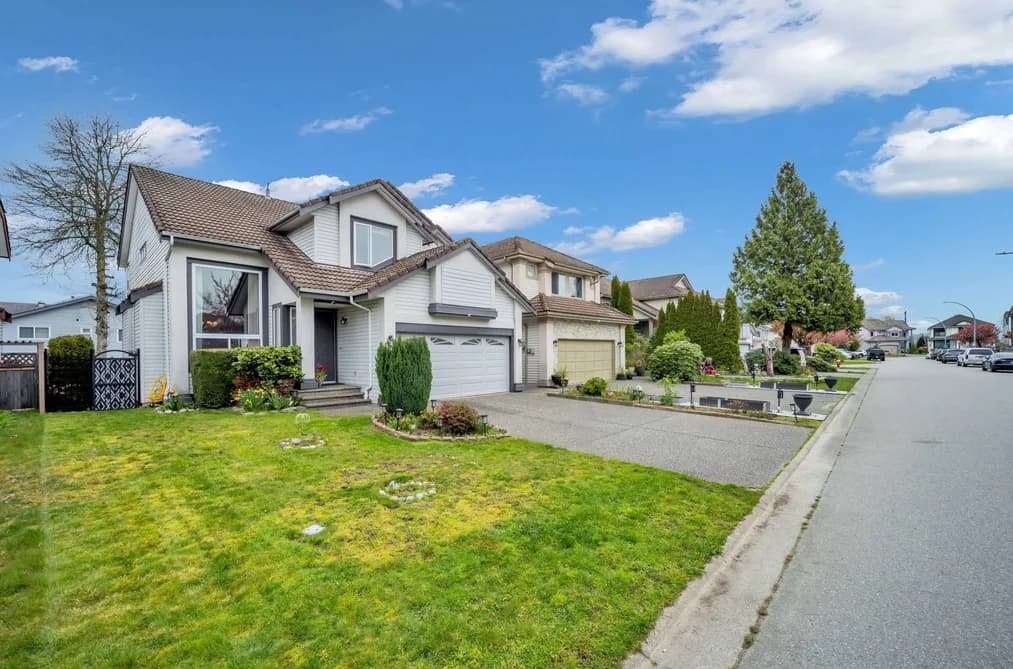 707 OMINECA AVENUE, Port Coquitlam, BC — Residential for Sale - Main Photo
