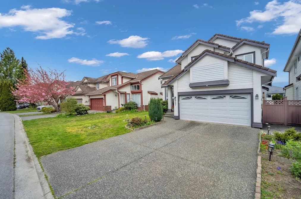 707 OMINECA AVENUE, Port Coquitlam, BC — Residential for Sale - Photo 2