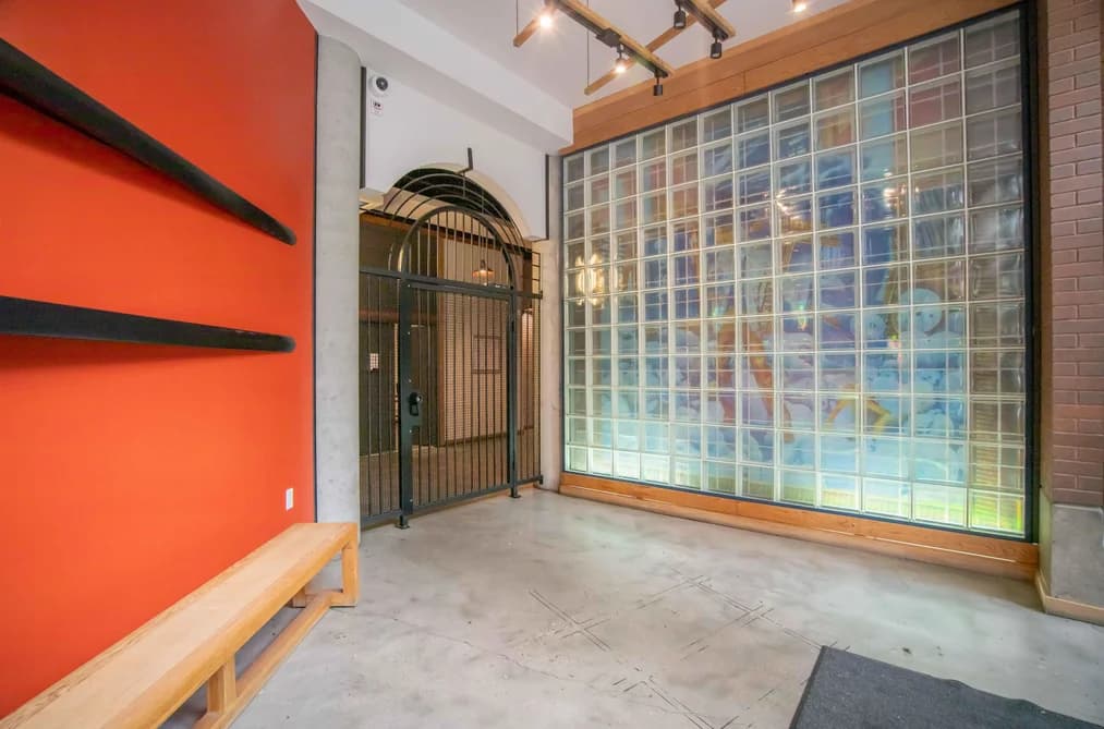 708 22 E CORDOVA STREET, Vancouver, BC — Residential for Sale - Photo 2