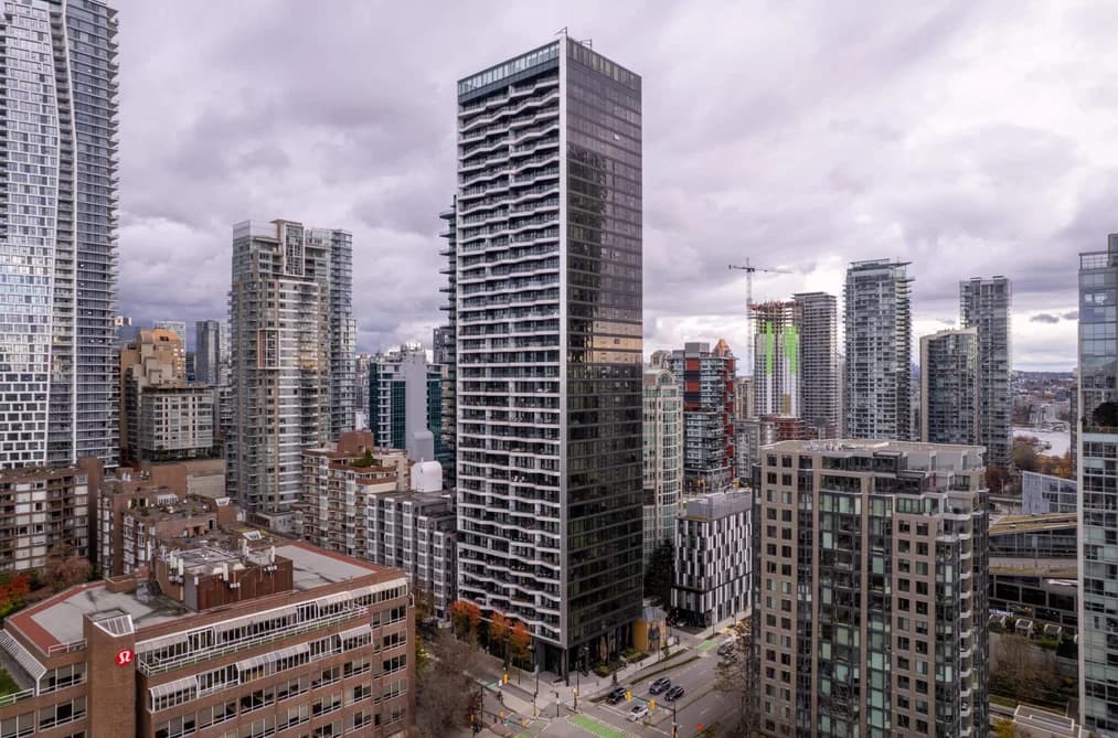 708 889 PACIFIC STREET, Vancouver, BC — Residential for Sale - Main Photo