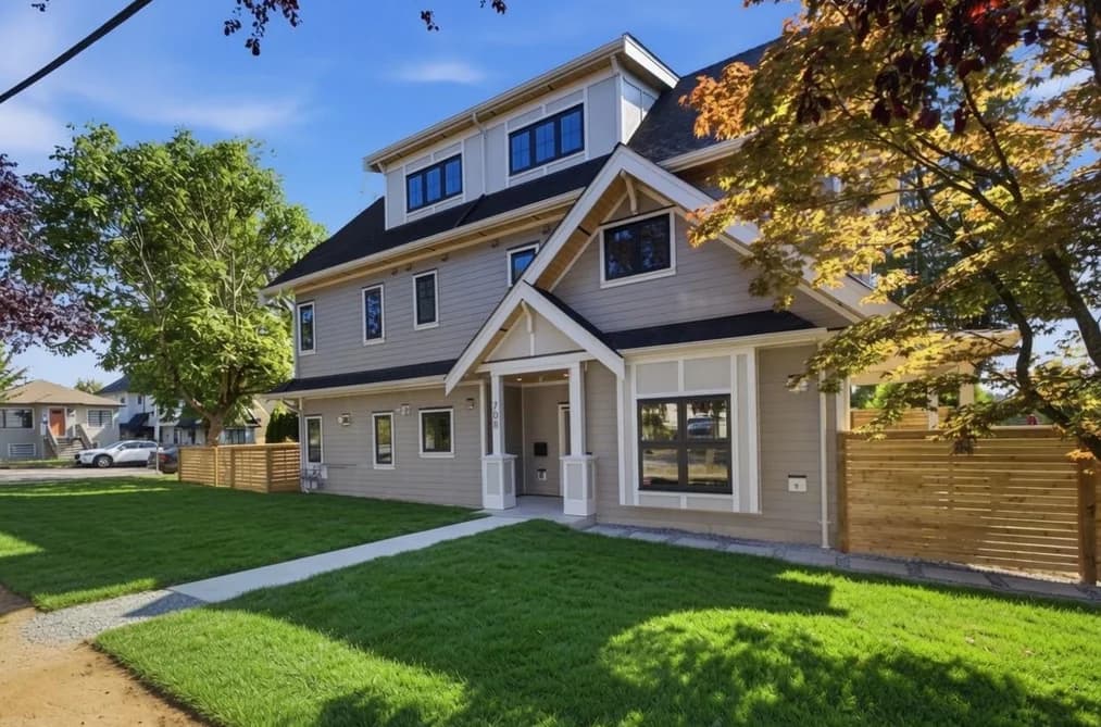 708 WINDERMERE STREET, Vancouver, BC — Residential for Sale - Photo 2