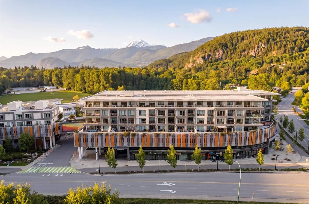 710 38362 BUCKLEY AVENUE, Squamish, BC — Residential for Sale - Main Photo