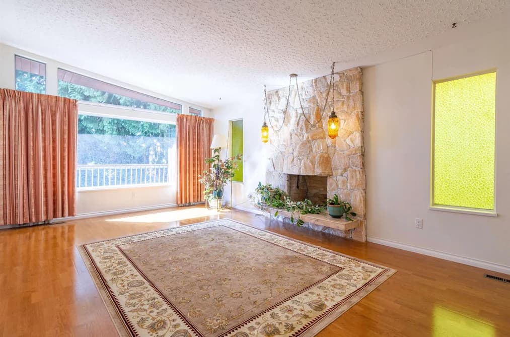 7107 BROADWAY, Burnaby, BC — Residential for Sale - Photo 2