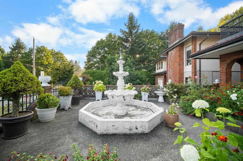 7113 UNION STREET, Burnaby, BC — Residential for Sale - Photo 2