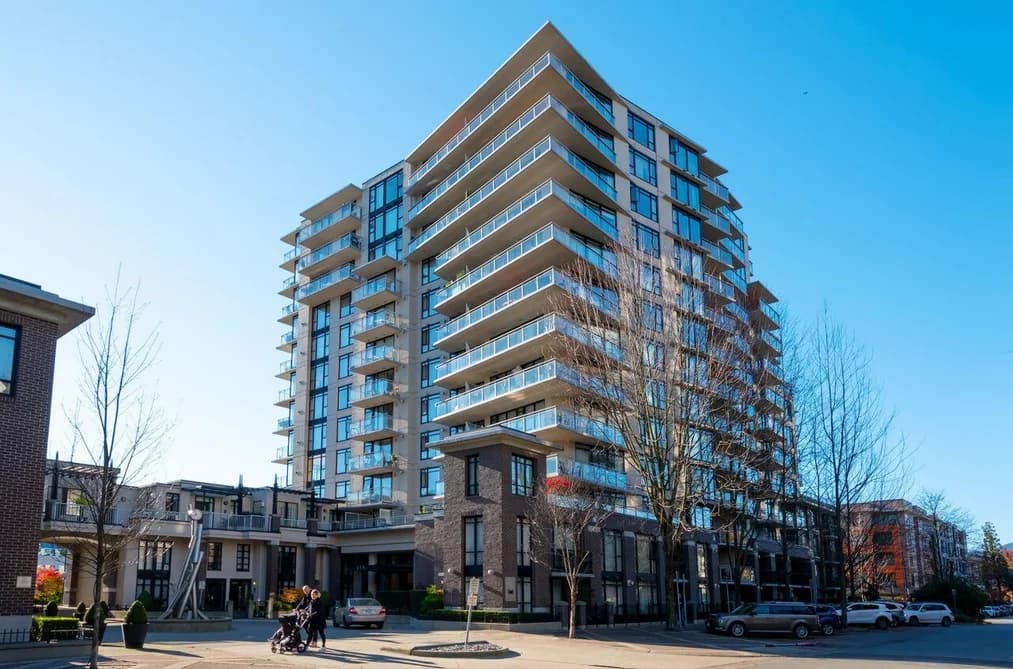 712 175 W 1ST STREET, North Vancouver, BC — Residential for Sale - Main Photo