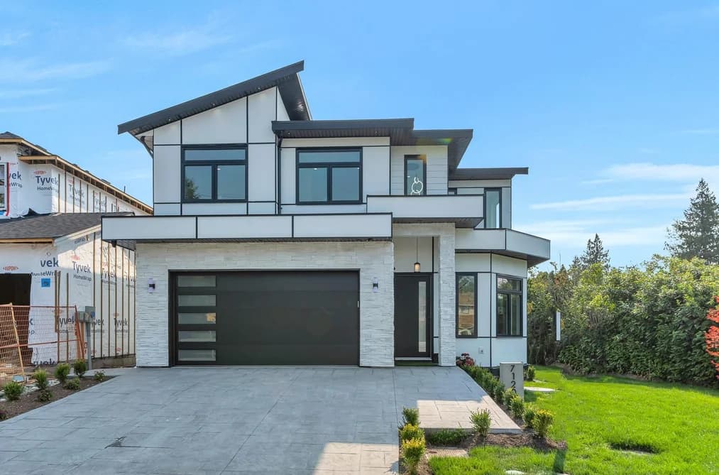 7120 204 STREET, Langley, BC — Residential for Sale - Photo 2
