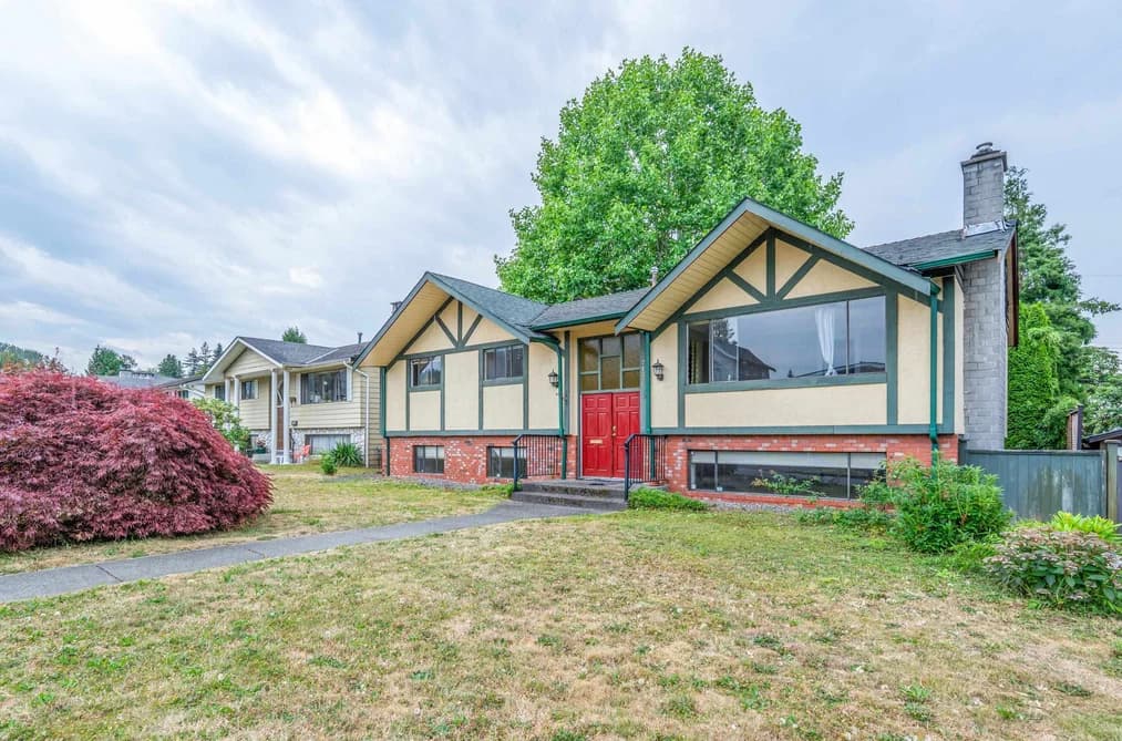 7132 PAULUS COURT, Burnaby, BC — Residential for Sale - Photo 2