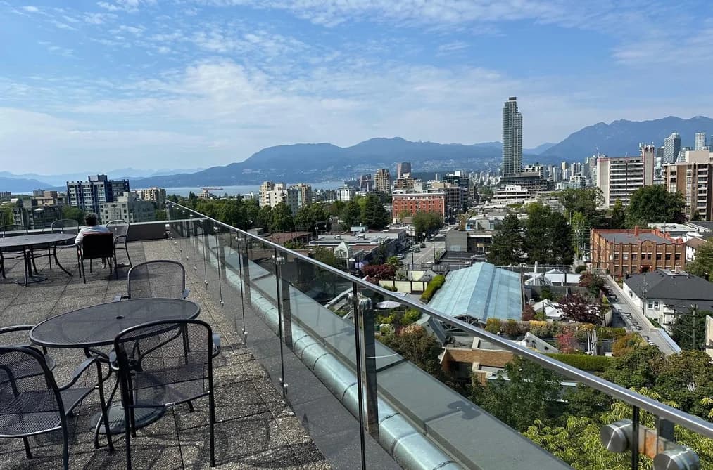 715 1445 MARPOLE AVENUE, Vancouver, BC — Residential for Sale - Photo 2
