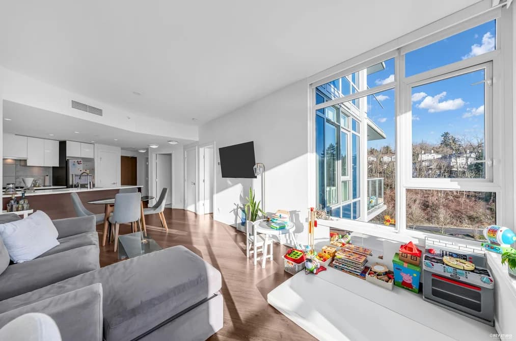 716 3557 SAWMILL CRESCENT, Vancouver, BC — Residential for Sale - Main Photo