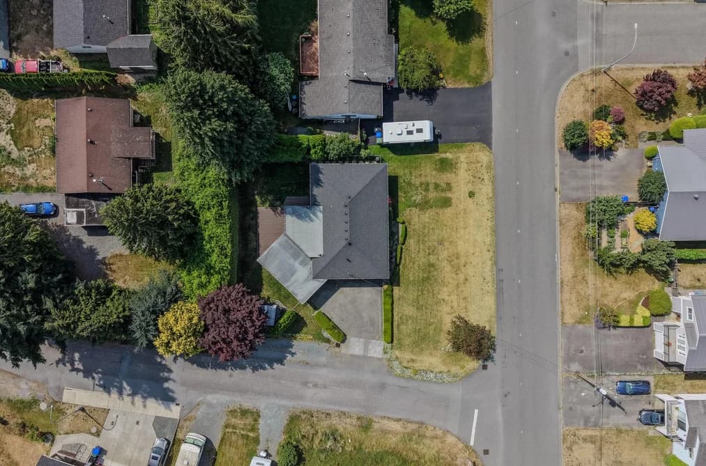 7194 ROCHESTER AVENUE, Chilliwack, BC — Residential for Sale - Photo 2