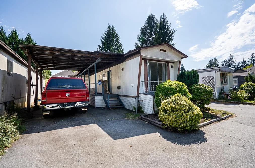 72 21163 LOUGHEED HIGHWAY, Maple Ridge, BC — Residential for Sale - Photo 2