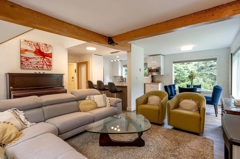 7211 N FITZSIMMONS ROAD, Whistler, BC — Residential for Sale - Photo 2