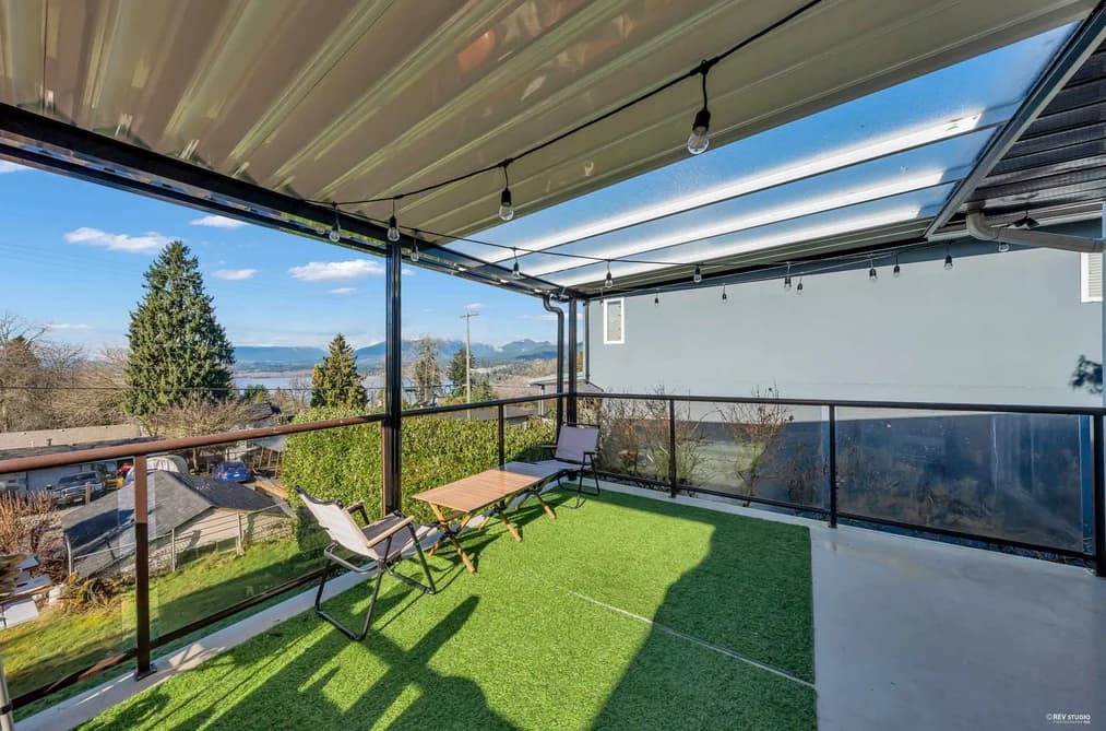 7247 BARNET ROAD, Burnaby, BC — Residential for Sale - Photo 2