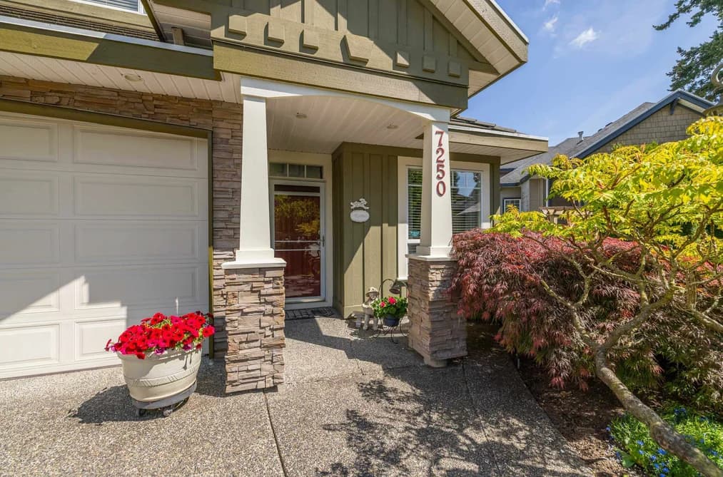 7250 147A STREET, Surrey, BC — Residential for Sale - Photo 2