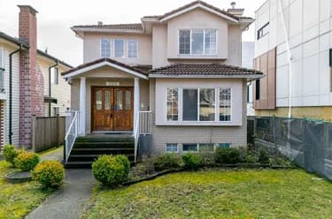 House for sale at 726 E 56th Avenue Vancouver British Columbia - MLS: R3124902