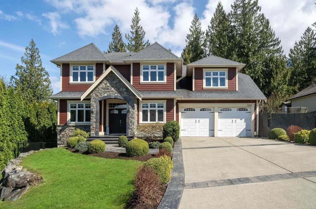 7268 MARBLE HILL ROAD, Chilliwack, BC — Residential for Sale - Photo 2