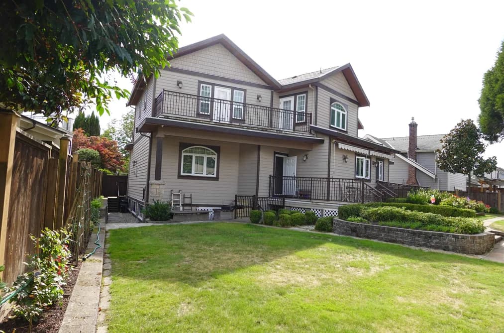 729 W 47TH AVENUE, Vancouver, BC — Residential for Sale - Photo 2