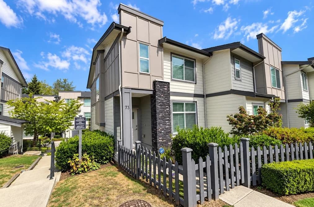 73 15665 MOUNTAIN VIEW DRIVE, Surrey, BC — Residential for Sale - Photo 2