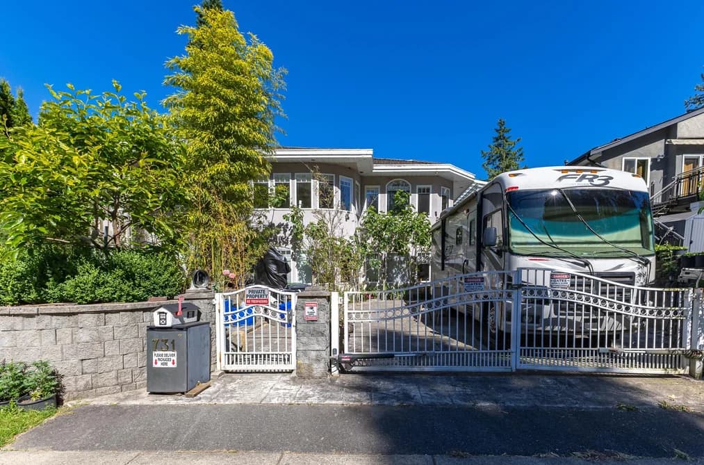 731 GATENSBURY STREET, Coquitlam, BC — Residential for Sale - Main Photo