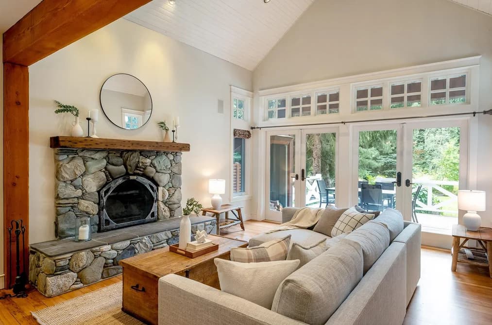 7313 FITZSIMMONS ROAD SOUTH, Whistler, BC — Residential for Sale - Photo 2