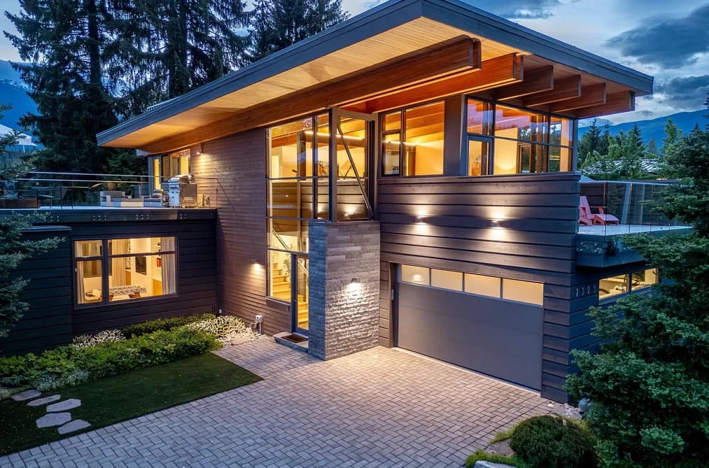 7325 TONI SAILER LANE, Whistler, BC — Residential for Sale - Main Photo