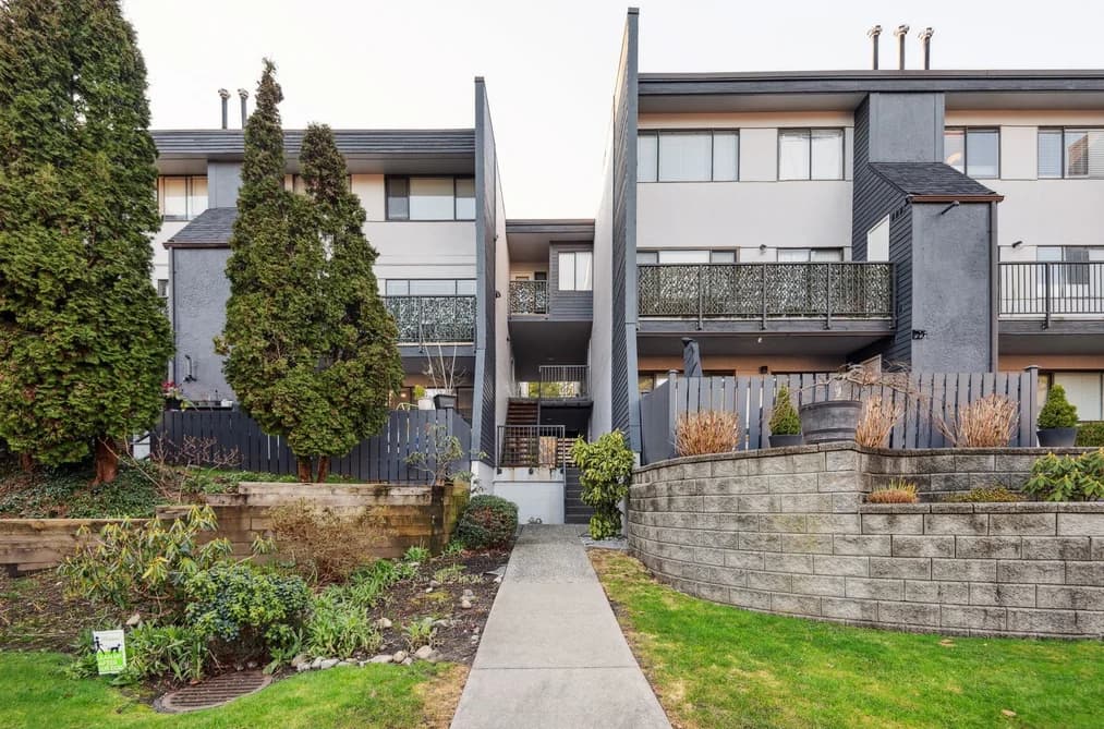 7332 CORONADO DRIVE, Burnaby, BC — Residential for Sale - Photo 2