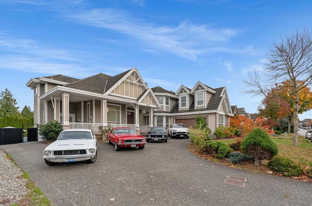 7350 149 STREET, Surrey, BC — Residential for Sale - Photo 2