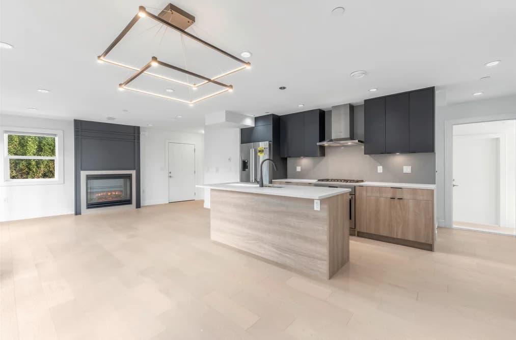 7357 OAK STREET, Vancouver, BC — Residential for Sale - Photo 2