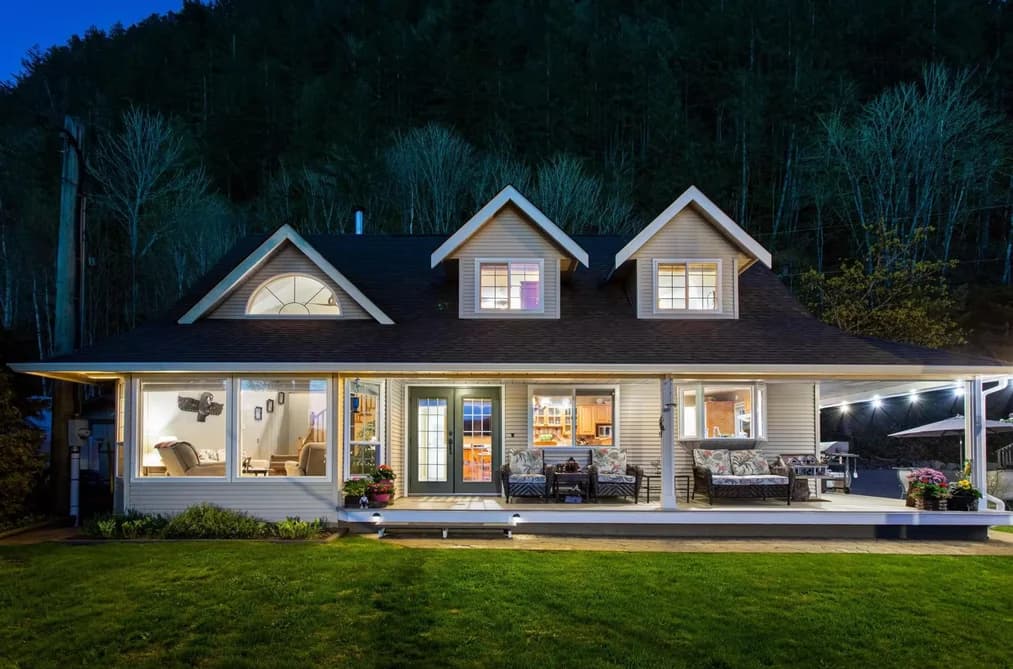 7388 ROCKWELL PLACE, Harrison Hot Springs, BC — Residential for Sale - Main Photo