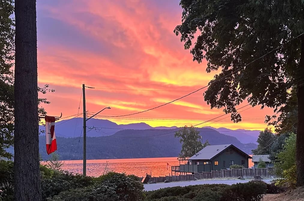 7388 ROCKWELL PLACE, Harrison Hot Springs, BC — Residential for Sale - Photo 2
