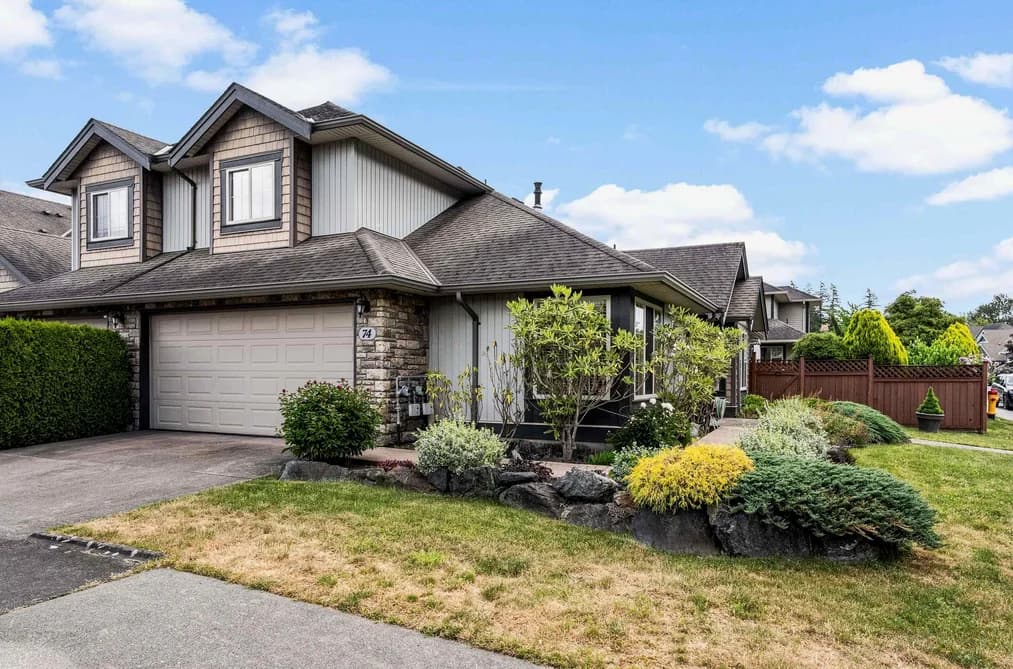 74 44523 MCLAREN DRIVE, Chilliwack, BC — Residential for Sale - Photo 2
