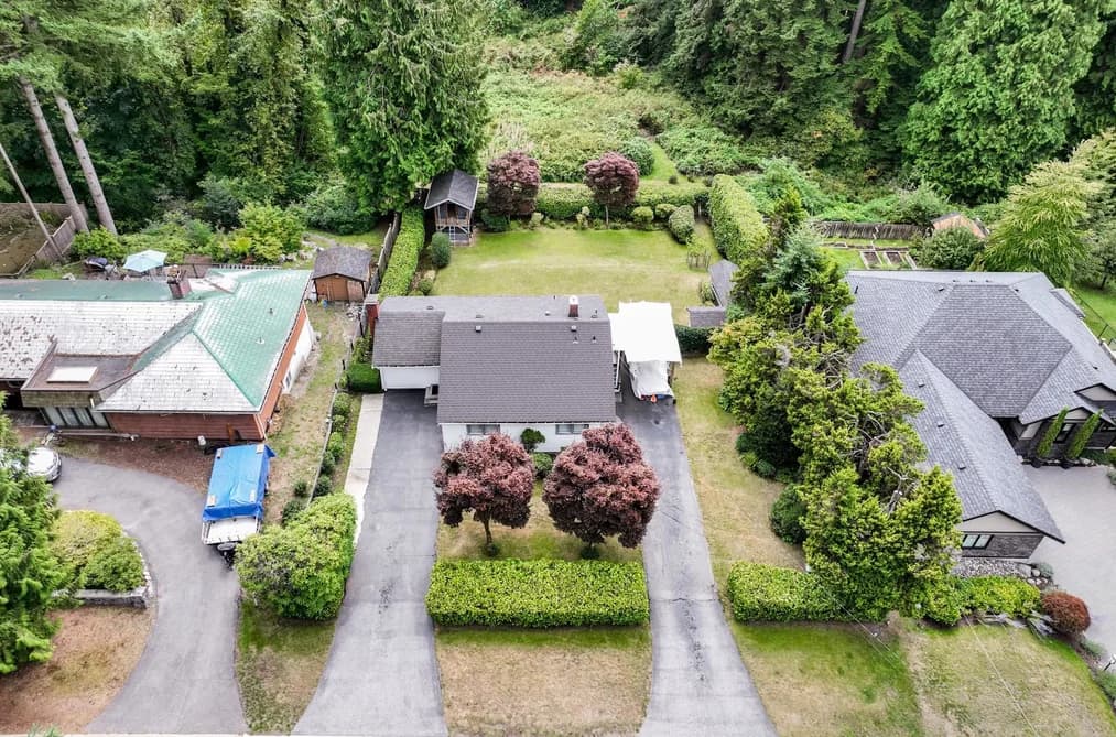 741 WELLINGTON DRIVE, North Vancouver, BC — Residential for Sale - Photo 2