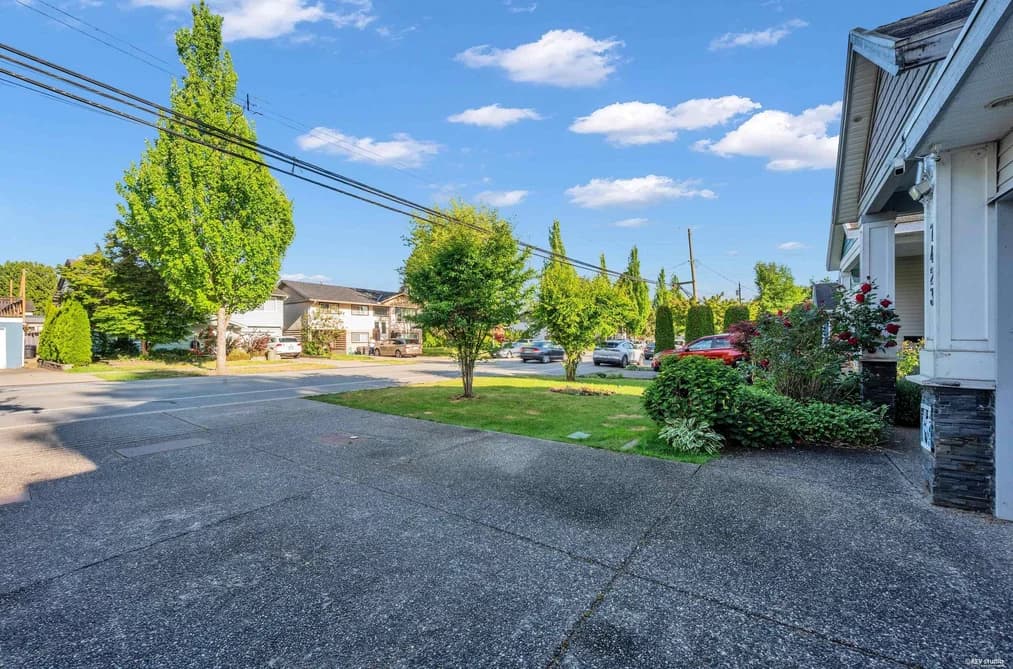 7423 115 STREET, Delta, BC — Residential for Sale - Photo 2