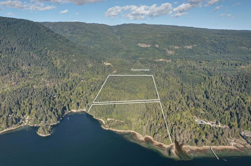 7425 SECHELT INLET ROAD, Sechelt, BC — Land for Sale - Main Photo