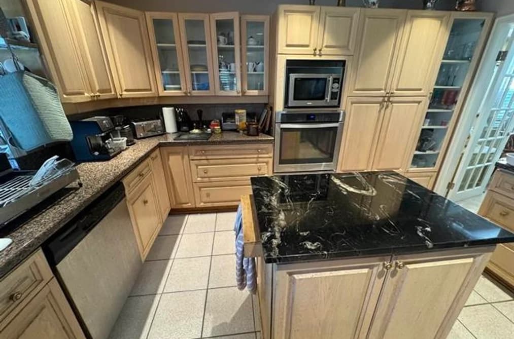 7426 BRIDGE STREET, Richmond, BC — Residential for Sale - Photo 2