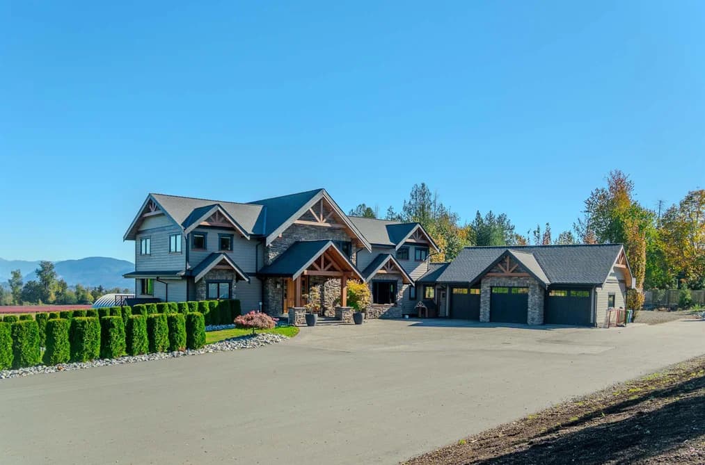 7460 BRADNER ROAD, Abbotsford, BC — Residential for Sale - Photo 2