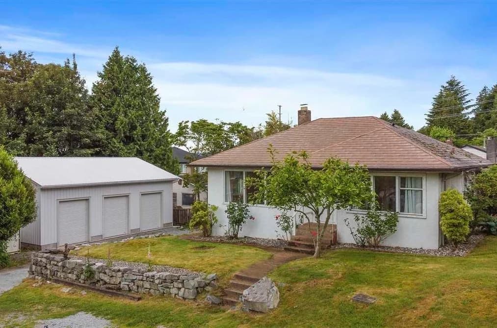 7489 MAPLE STREET, Mission, BC — Residential for Sale - Main Photo