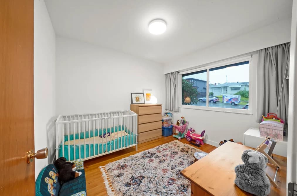 75 SPRINGER AVENUE, Burnaby, BC — Residential for Sale - Photo 2