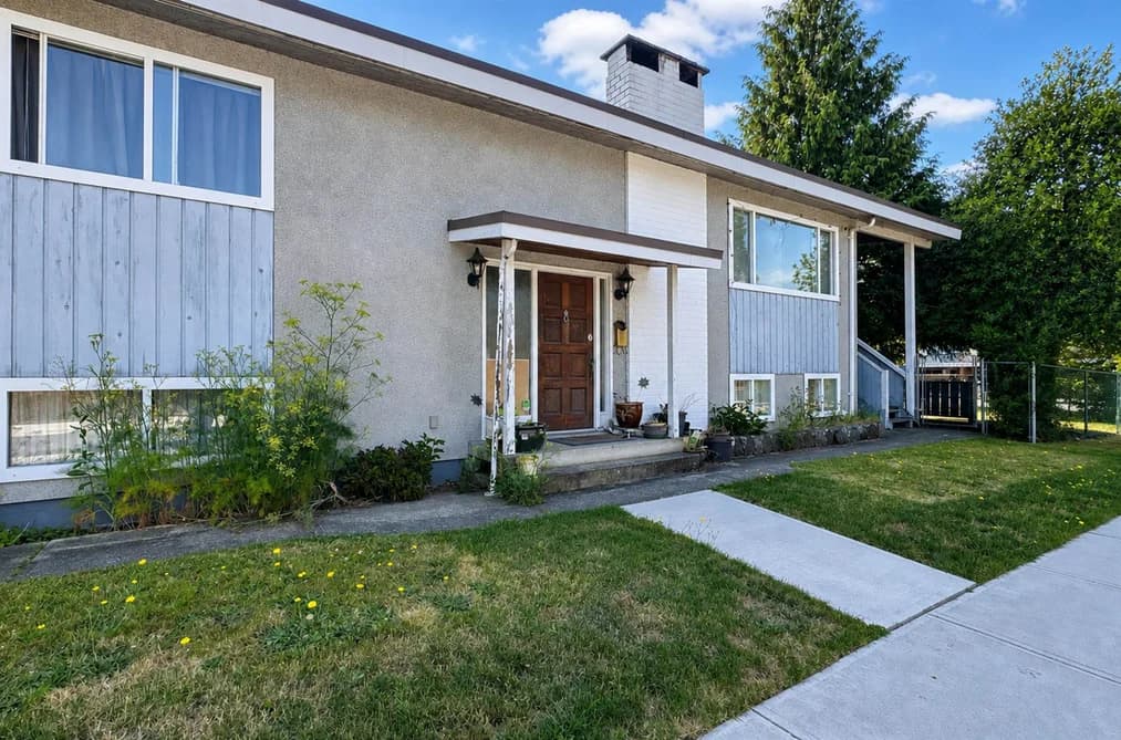750 BETA AVENUE, Burnaby, BC — Residential for Sale - Photo 2