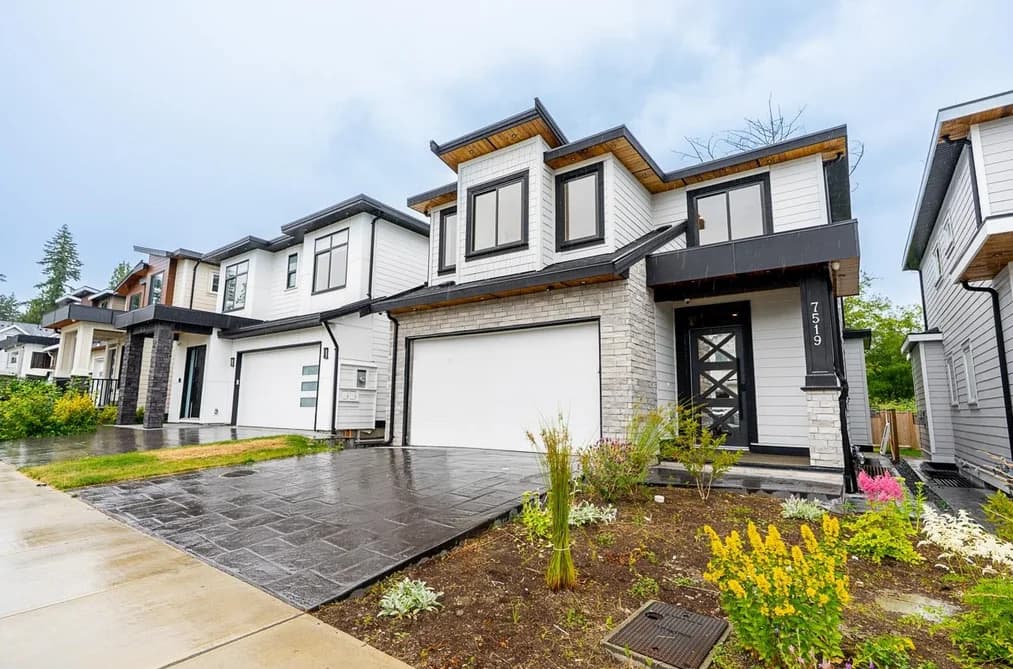 7519 205 STREET, Langley, BC — Residential for Sale - Photo 2