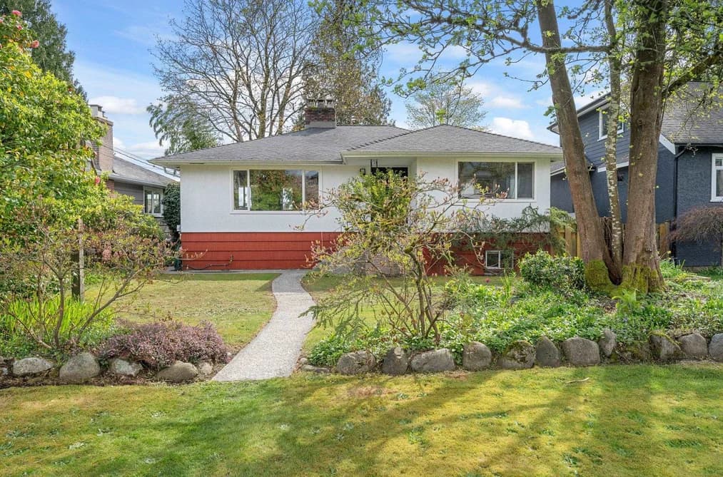 753 E 9TH STREET, North Vancouver, BC — Residential for Sale - Photo 2
