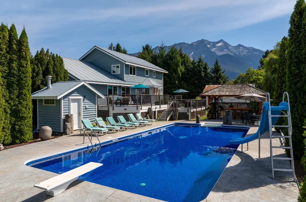 7569 OBERSON ROAD, Pemberton, BC — Residential for Sale - Main Photo