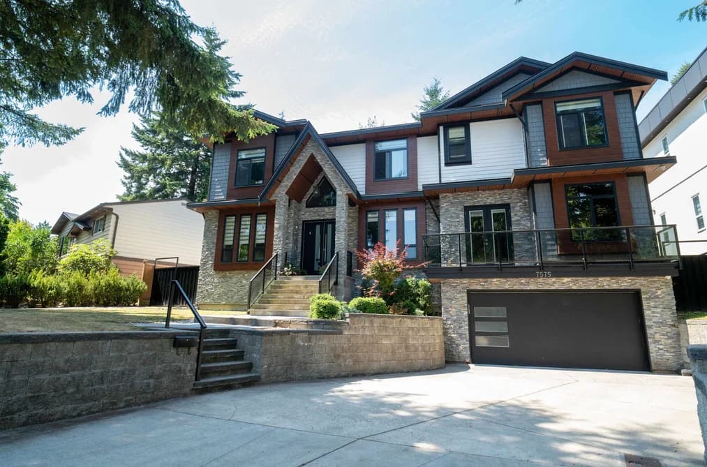 7575 143 STREET, Surrey, BC — Residential for Sale - Photo 2