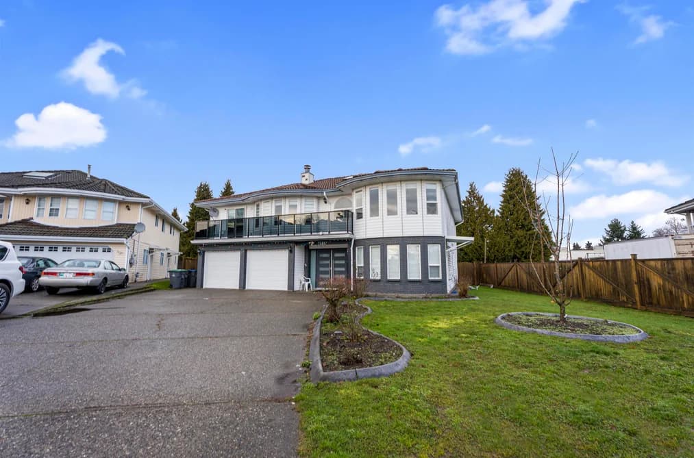 7595 122A STREET, Surrey, BC — Residential for Sale - Photo 2