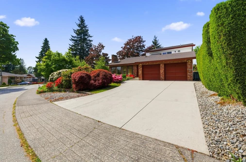 7605 LAWRENCE DRIVE, Burnaby, BC — Residential for Sale - Main Photo