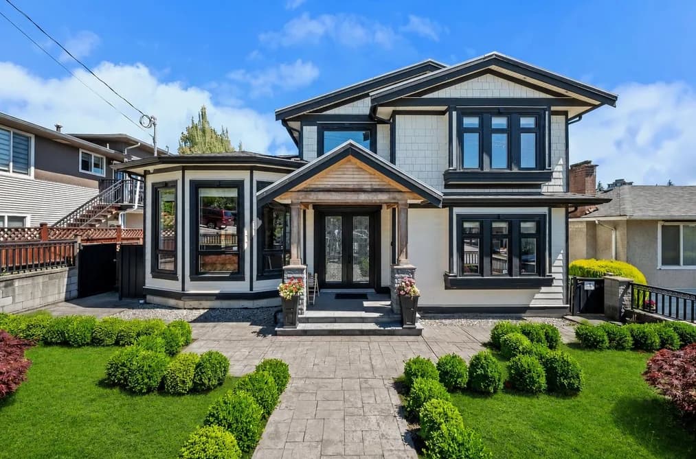 7626 HEDLEY AVENUE, Burnaby, BC — Residential for Sale - Main Photo