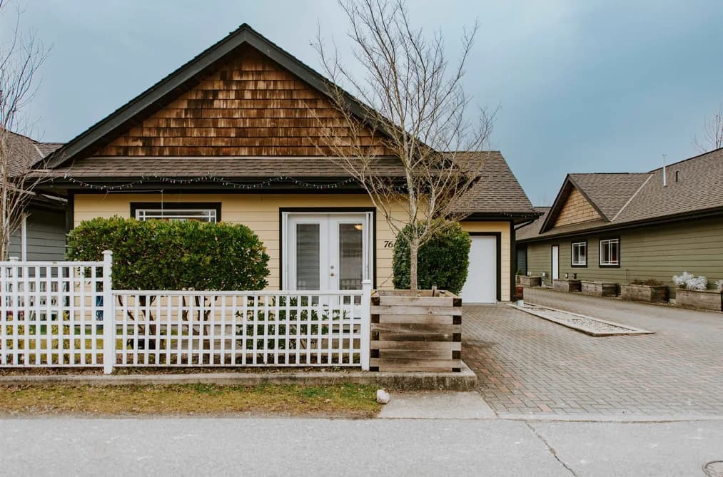 766 GERUSSI LANE, Gibsons, BC — Residential for Sale - Photo 2