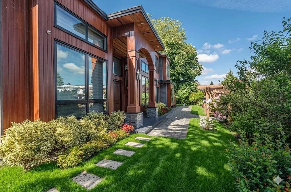 7660 MALAHAT AVENUE, Richmond, BC — Residential for Sale - Photo 2