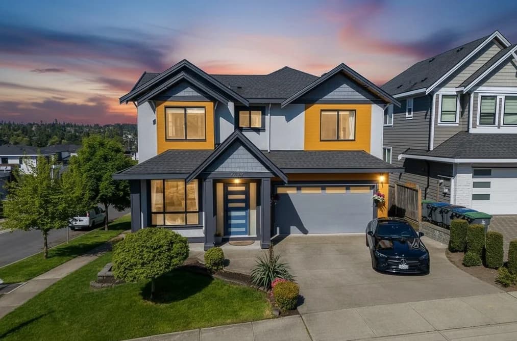7667 155 STREET, Surrey, BC — Residential for Sale - Photo 2